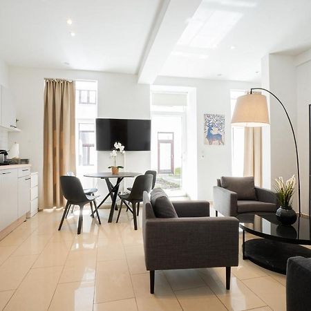 וינה Modern And Lovely Apartment Next To Subway Station מראה חיצוני תמונה